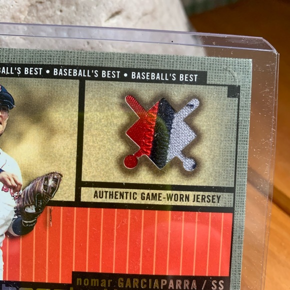 Nomar Garciaparra game used jersey card Fleer 2002 - Picture 2 of 3